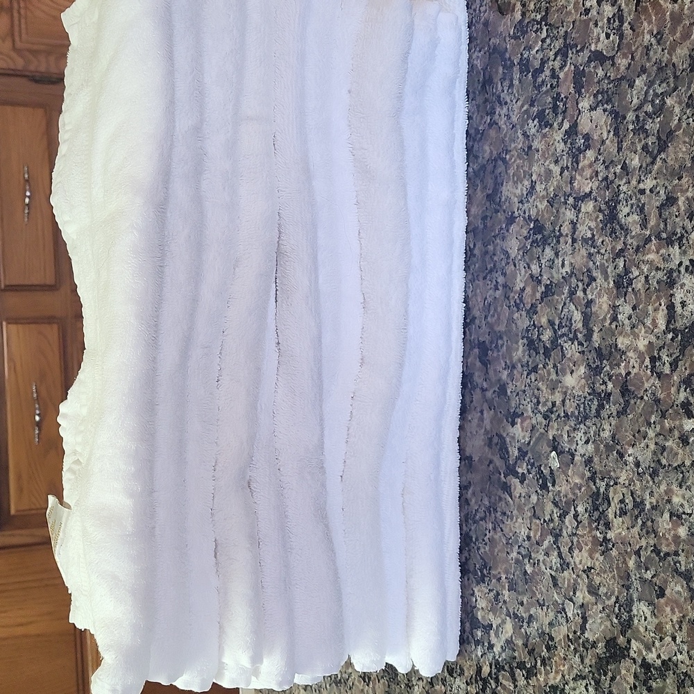 Lot of 12 hand towels preowned 100% cotton excellent condition white